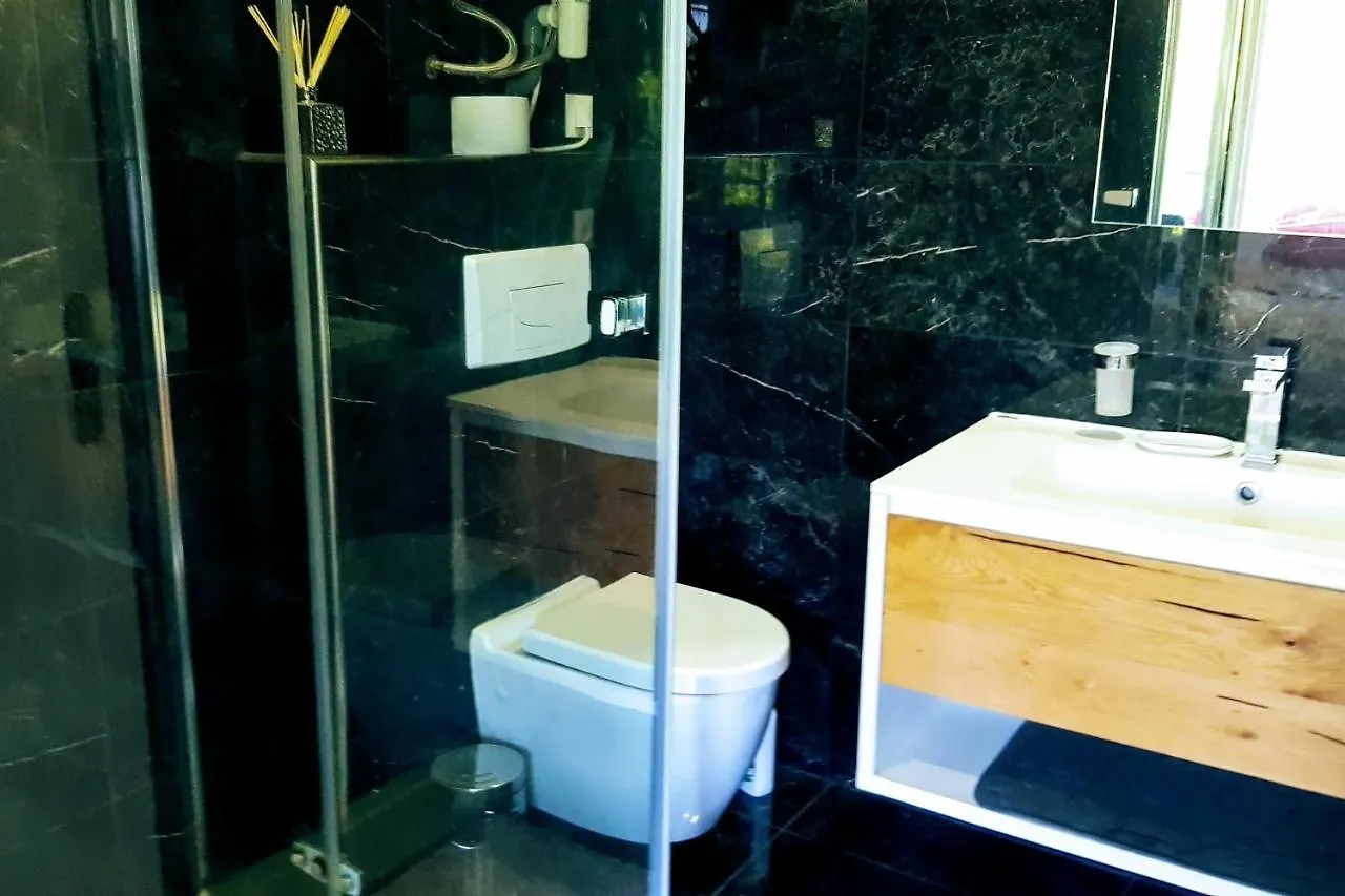Nice 35 M Ideal For Couple With Wifi And Balcony Aix-en-Provence
